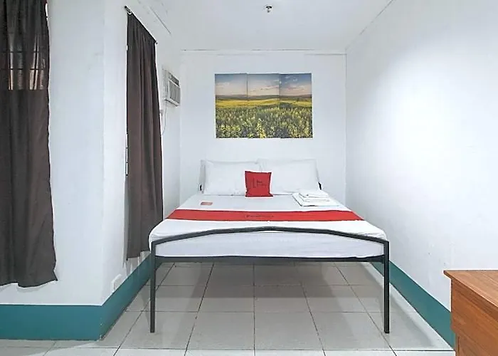 Reddoorz @ Crowne One * Manila